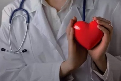 Ultrazvuk srca i EKG zapis sa interpretacijom